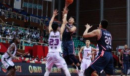 篮球球员爆料最新消息,揭秘赛场背后惊人内幕！”