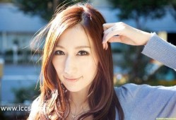 白石茉莉奈 在线观看,在线观看，揭开神秘面纱的日本女神